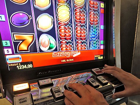 Beliebtestes Glücksspiel Spielautomaten - 3926